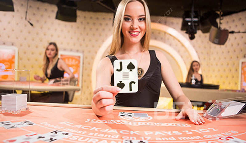 Уживајте у казино играма са дилерима уживо баш као што бисте у правим казинима на земљи.